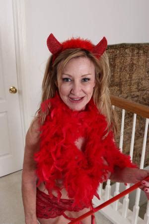 milf pornhu|Milf Vidéos Porno .